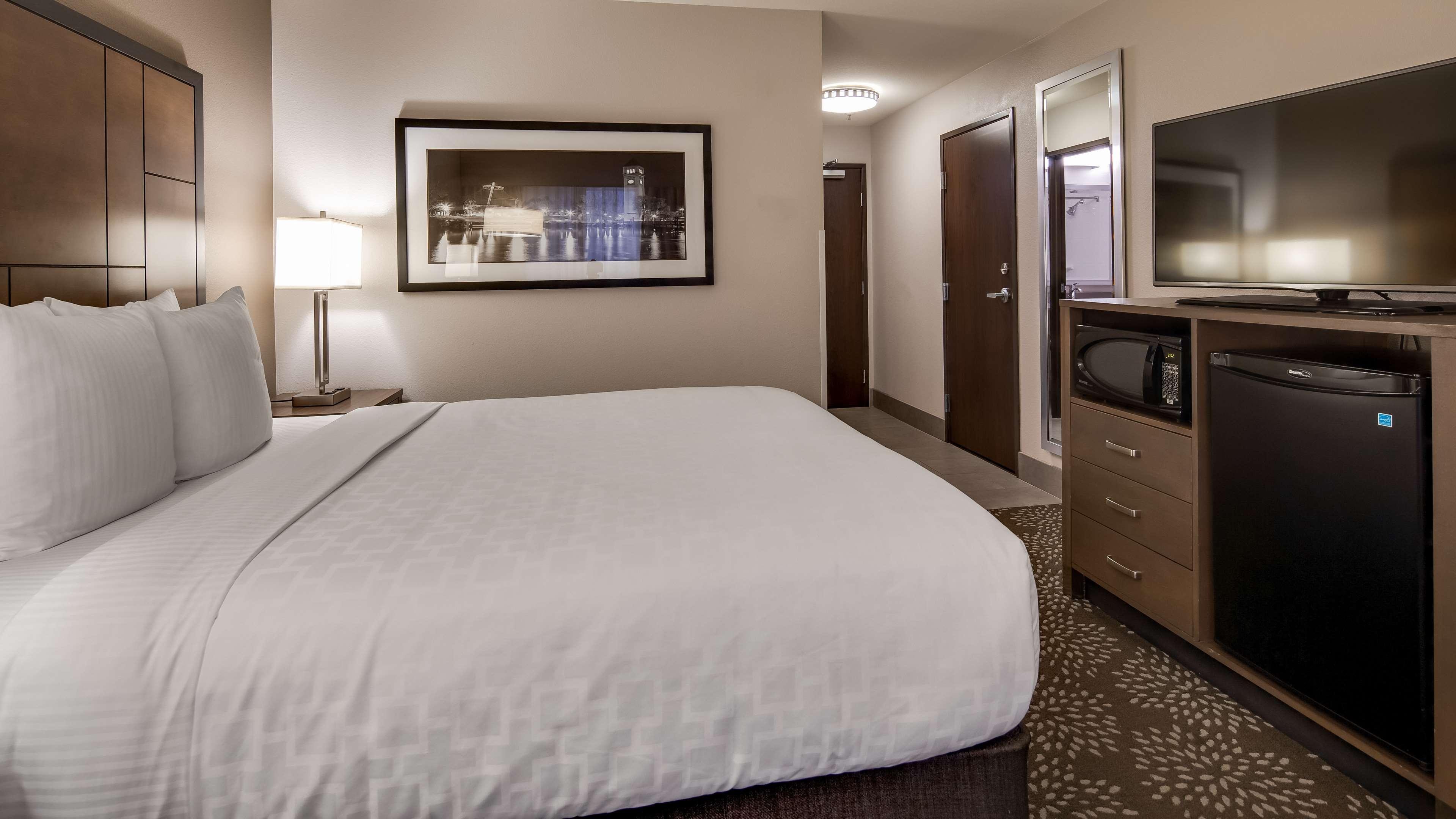 Best Western Plus Spokane North Exterior photo